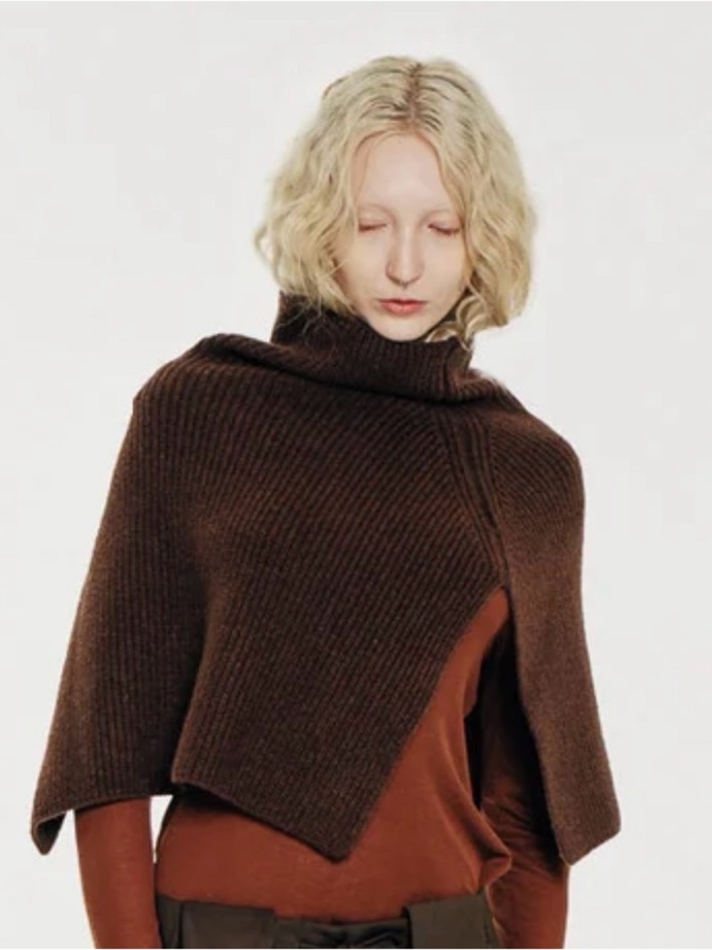 Mute by JL Neck Warmer Espresso NWT